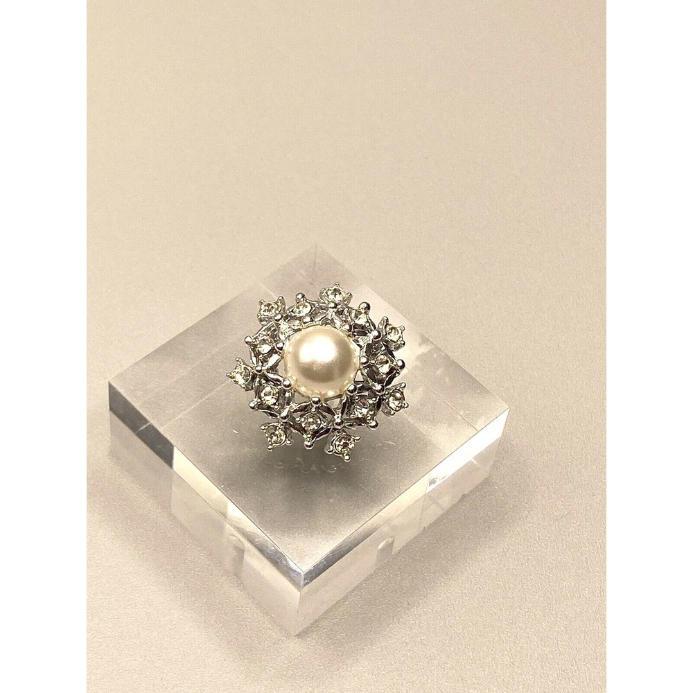 Vintage Sarah Coventry Silver Tone Snowflake with Clear Rhinestones Brooch 1 "